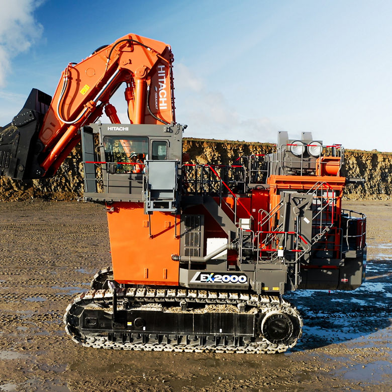The first Hitachi EX2000-7 shovel excavator arrives in Europe